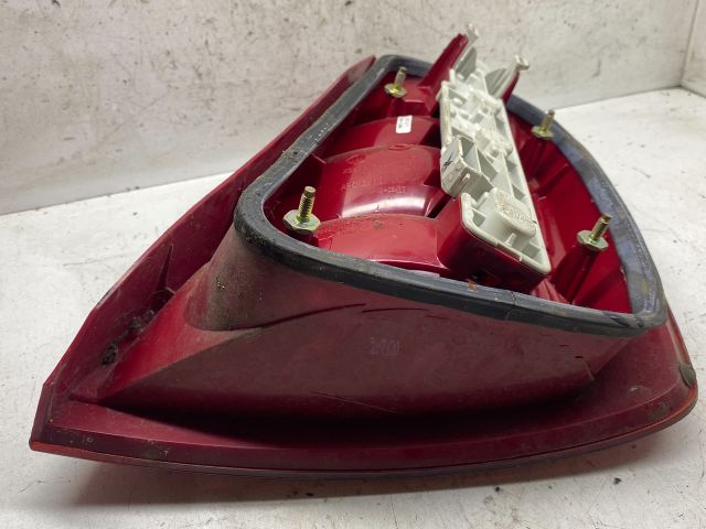 bontott SKODA FABIA I Bal Hátsó Lámpa