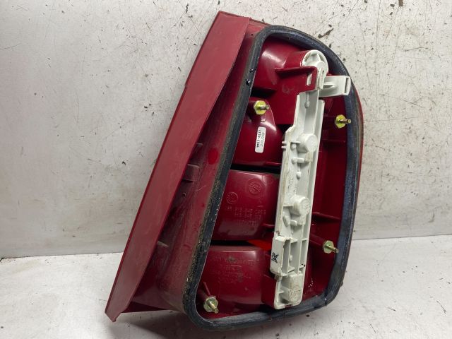 bontott SKODA FABIA I Bal Hátsó Lámpa