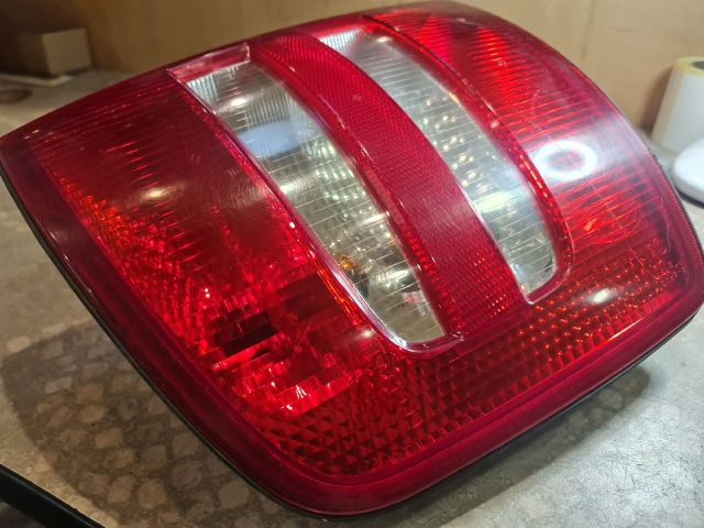 bontott SKODA FABIA I Bal Hátsó Lámpa