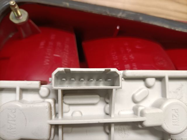 bontott SKODA FABIA I Bal Hátsó Lámpa