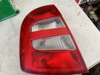 bontott SKODA FABIA I Bal Hátsó Lámpa