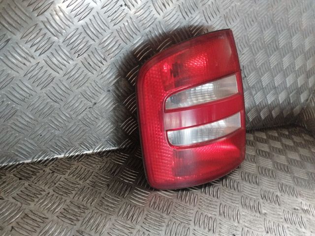 bontott SKODA FABIA I Bal Hátsó Lámpa