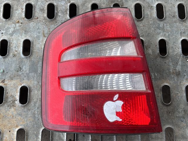 bontott SKODA FABIA I Bal Hátsó Lámpa