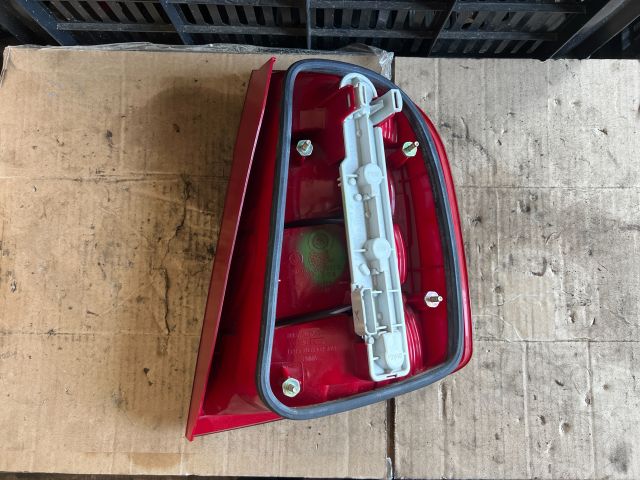 bontott SKODA FABIA I Bal Hátsó Lámpa