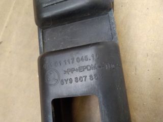 bontott SKODA FABIA I Bal hátsó Lökhárító Tartó (Műanyag)