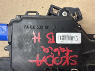 bontott SKODA FABIA I Bal hátsó Zárbetét