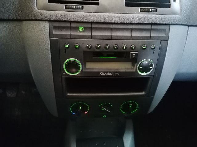 bontott SKODA FABIA I Bal hátsó Zsanér