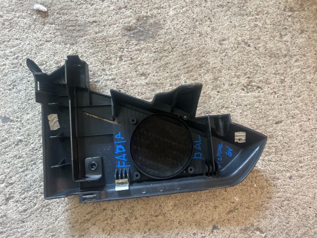 bontott SKODA FABIA I Bal Kalaptartó Tartó Konzol