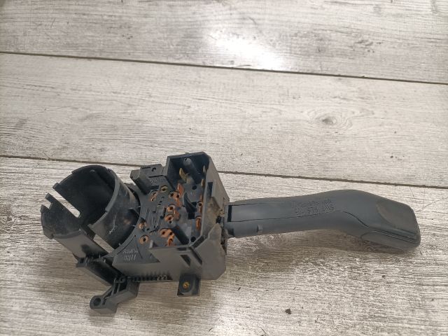 bontott SKODA FABIA I Bal Kormánykapcsoló Irányjelző