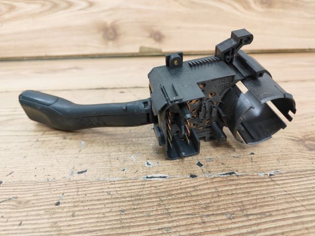 bontott SKODA FABIA I Bal Kormánykapcsoló Irányjelző