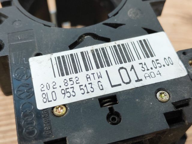 bontott SKODA FABIA I Bal Kormánykapcsoló Irányjelző