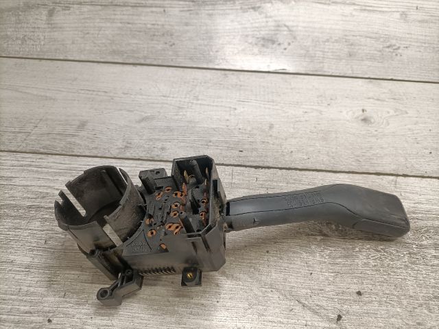 bontott SKODA FABIA I Bal Kormánykapcsoló Irányjelző