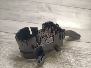 bontott SKODA FABIA I Bal Kormánykapcsoló Irányjelző