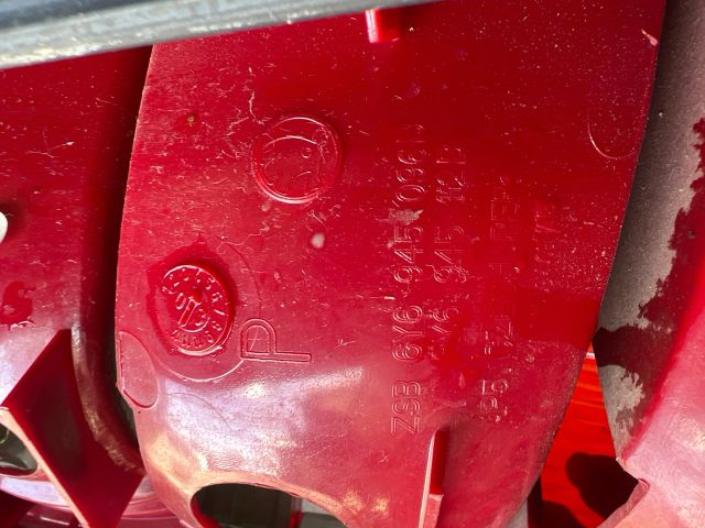 bontott SKODA FABIA I Bal Külső Hátsó Lámpa