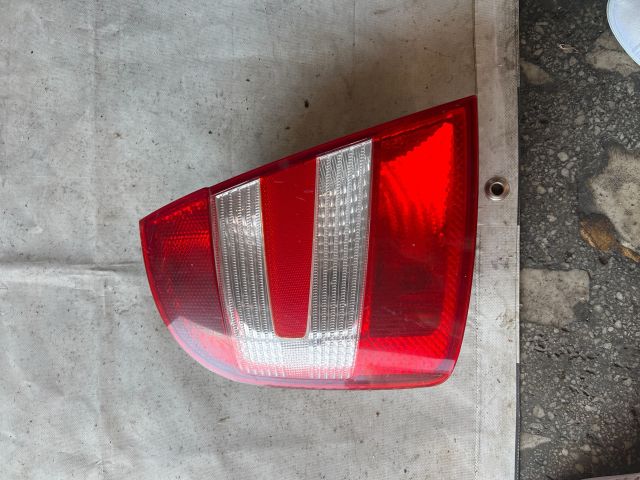 bontott SKODA FABIA I Bal Külső Hátsó Lámpa