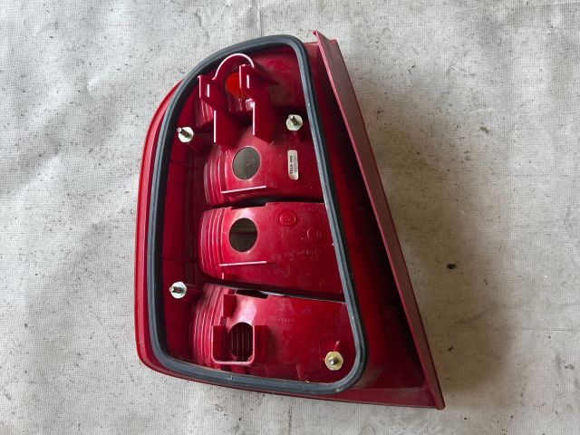 bontott SKODA FABIA I Bal Külső Hátsó Lámpa