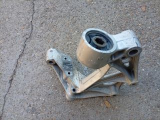 bontott SKODA FABIA I Bal Lengőkar Tartó