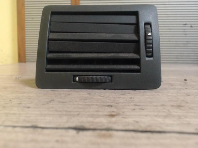 bontott SKODA FABIA I Bal Szellőző