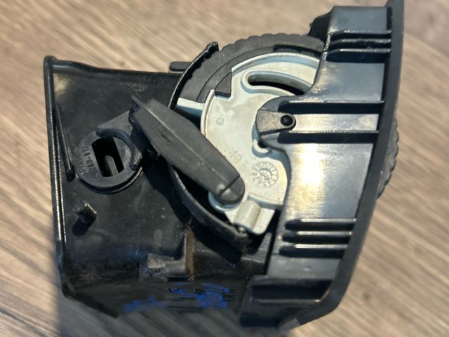 bontott SKODA FABIA I Bal Szellőző