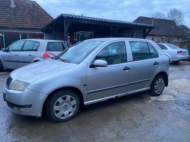 bontott SKODA FABIA I Bal Tetősín