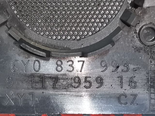 bontott SKODA FABIA I Bal Visszapillantó Tükör Talp Burkolat