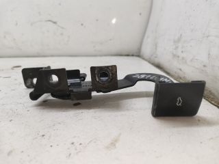 bontott SKODA FABIA I Csomagtér Nyitó Kar / Gomb