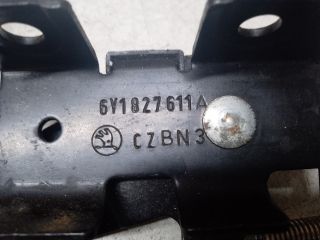 bontott SKODA FABIA I Csomagtér Nyitó Kar / Gomb