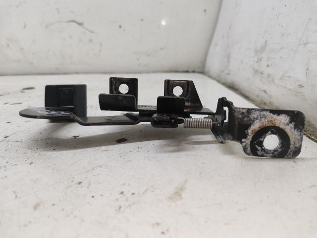 bontott SKODA FABIA I Csomagtér Nyitó Kar / Gomb