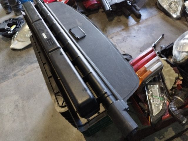 bontott SKODA FABIA I Csomagtér Roló