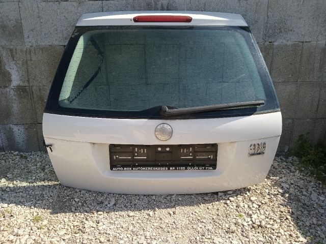 bontott SKODA FABIA I Csomagtérajtó (Részeivel)