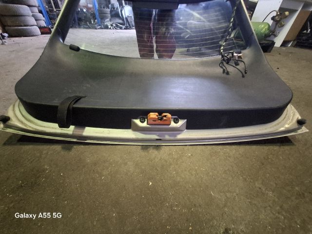 bontott SKODA FABIA I Csomagtérajtó (Részeivel)