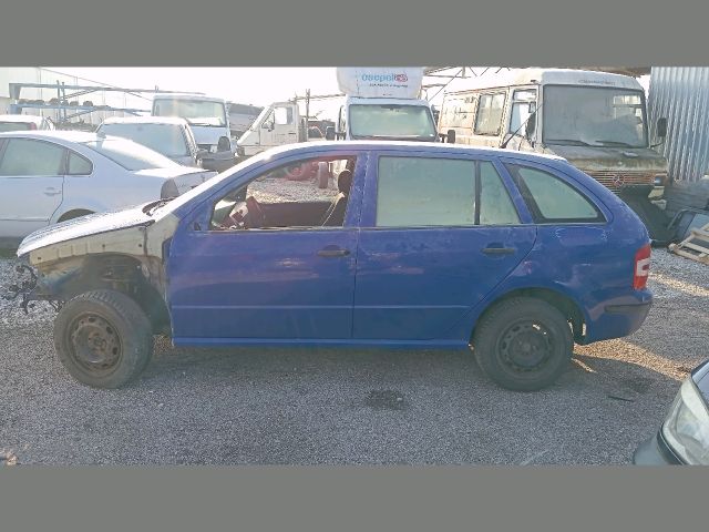 bontott SKODA FABIA I Csomagtérajtó (Részeivel)