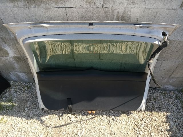 bontott SKODA FABIA I Csomagtérajtó (Részeivel)