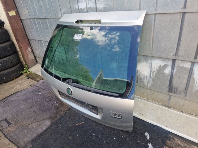 bontott SKODA FABIA I Csomagtérajtó (Részeivel)