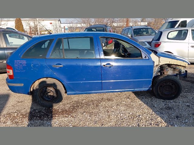 bontott SKODA FABIA I Csomagtérajtó (Részeivel)
