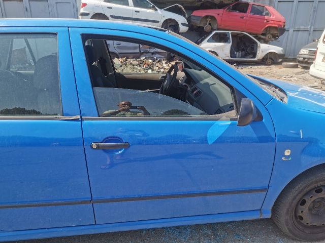 bontott SKODA FABIA I Csomagtérajtó (Részeivel)