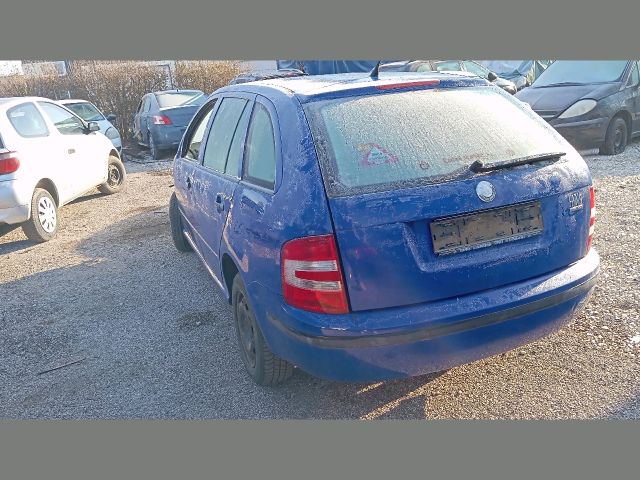 bontott SKODA FABIA I Csomagtérajtó (Részeivel)