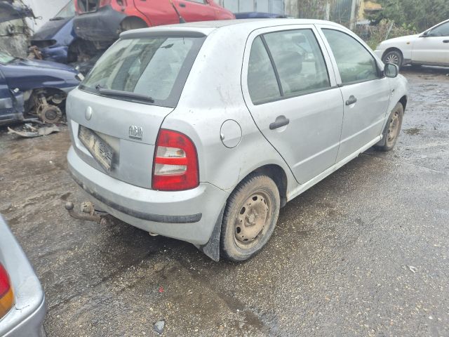 bontott SKODA FABIA I Csomagtérajtó (Részeivel)
