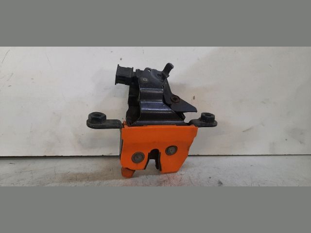 bontott SKODA FABIA I Csomagtérajtó Zárszerkezet