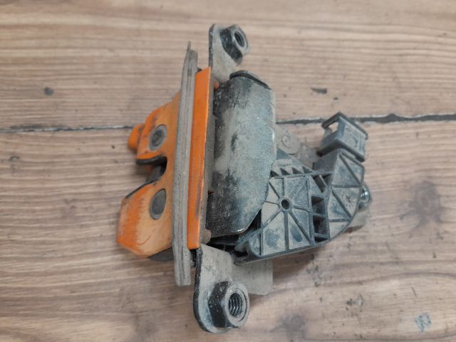 bontott SKODA FABIA I Csomagtérajtó Zárszerkezet