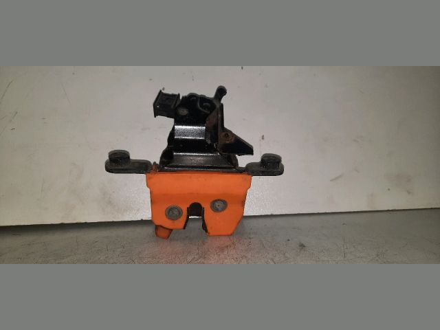 bontott SKODA FABIA I Csomagtérajtó Zárszerkezet