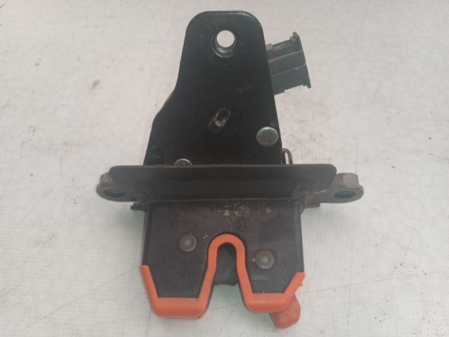 bontott SKODA FABIA I Csomagtérajtó Zárszerkezet