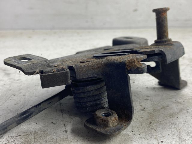 bontott SKODA FABIA I Csomagtérajtó Zárszerkezet