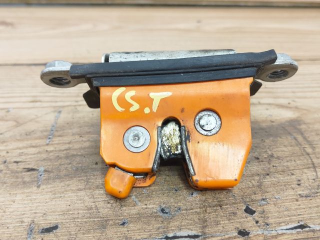 bontott SKODA FABIA I Csomagtérajtó Zárszerkezet