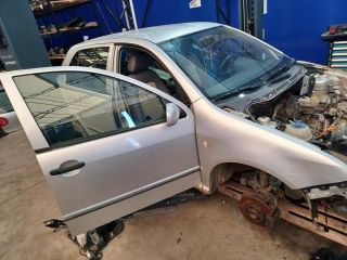 bontott SKODA FABIA I Csomagtérajtó Zárszerkezet