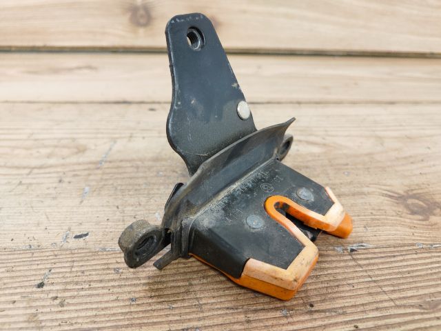 bontott SKODA FABIA I Csomagtérajtó Zárszerkezet