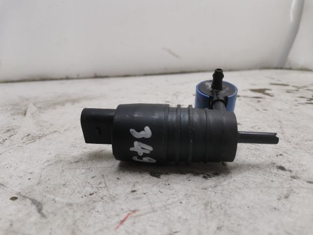 bontott SKODA FABIA I Első Ablakmosó Szivattyú