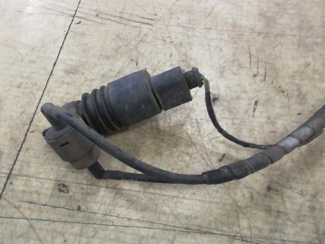 bontott SKODA FABIA I Első Ablakmosó Szivattyú