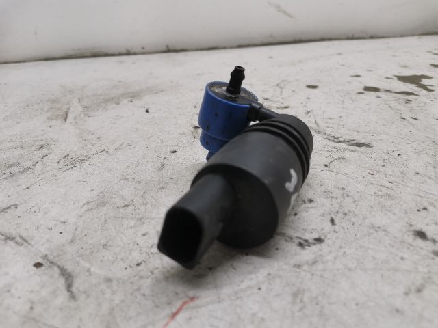 bontott SKODA FABIA I Első Ablakmosó Szivattyú