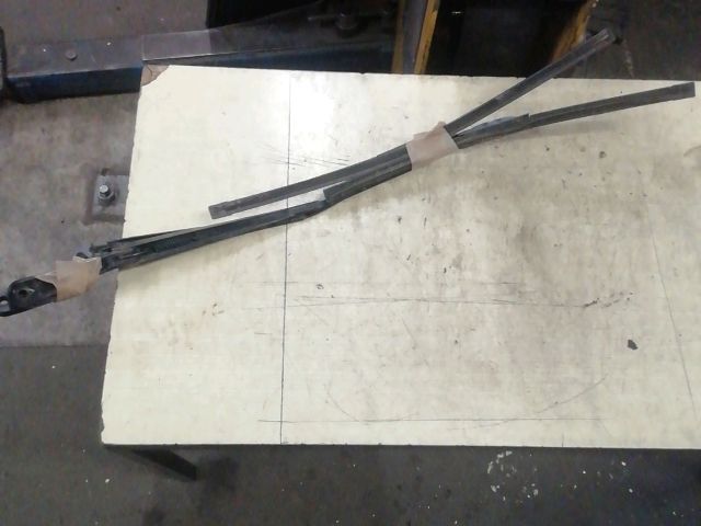 bontott SKODA FABIA I Első Ablaktörlő Kar